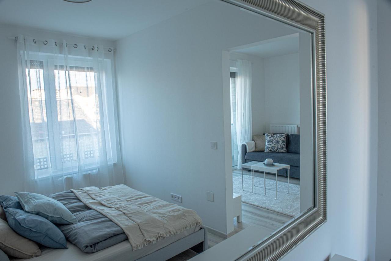 Dob36 Apartment With Free Private Parking And Balcony Budapest Exterior foto