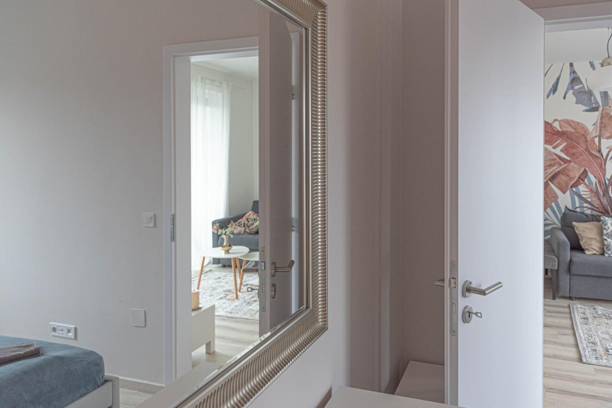 Dob36 Apartment With Free Private Parking And Balcony Budapest Exterior foto